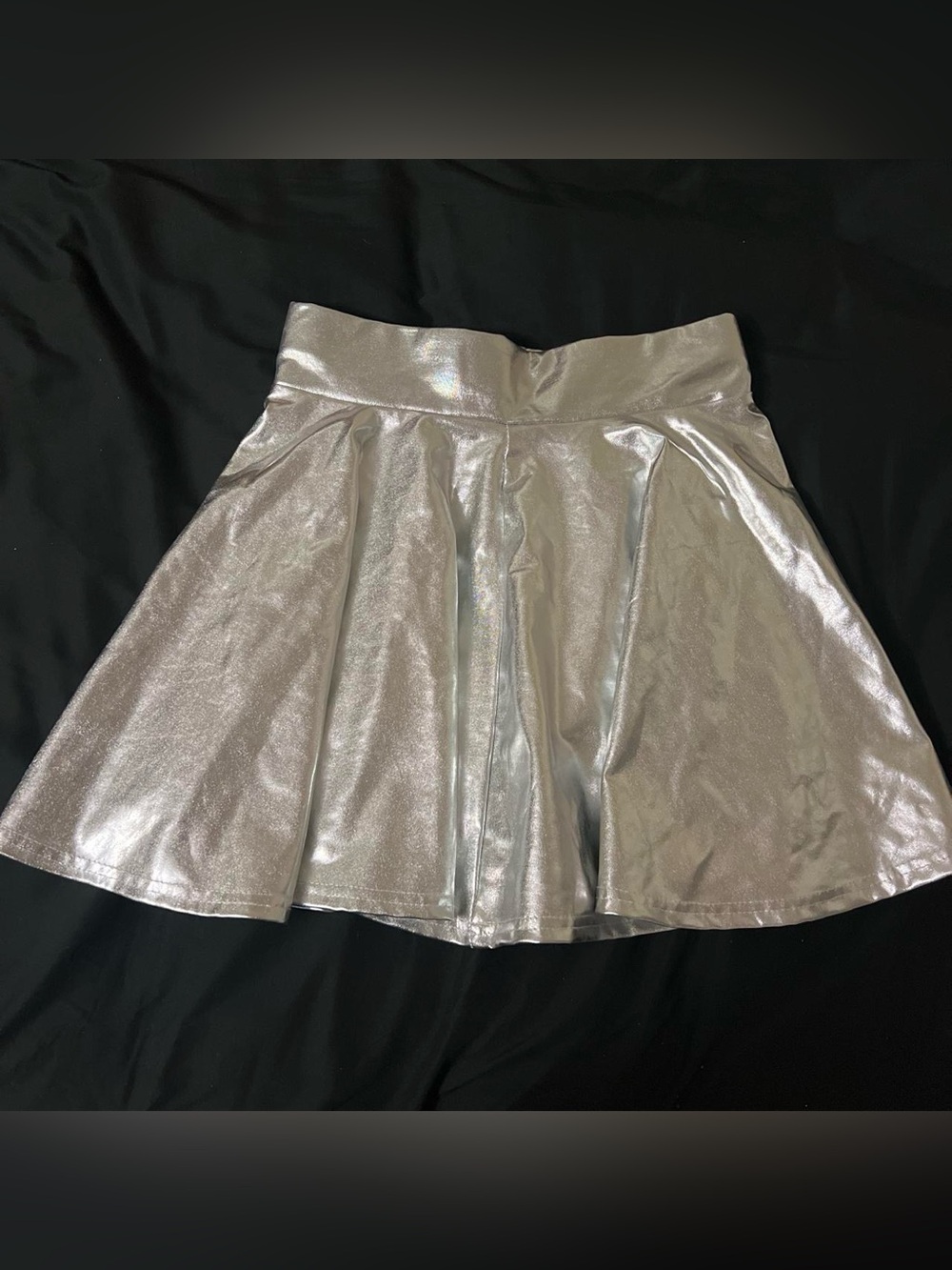 Urban CoCo Women's Shiny Flared Pleated Mini Skater Skirt size small